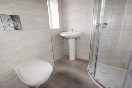 3 bedroom terraced house to rent - Photo 4