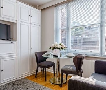 Studio apartment - studio with 1 reception and 1 bathroom in Mayfai... - Photo 2