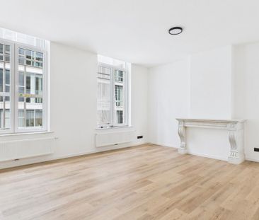 Appartement te huur in Brussel voor € 2.500 met 2 slaapkamers - Photo 3