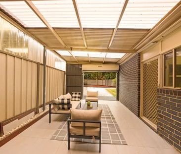 Elegant & Spacious Family Home! - Photo 2