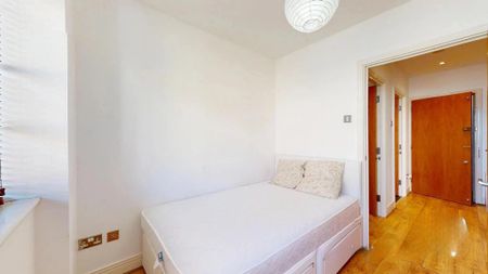 2 bedroom flat to rent - Photo 5