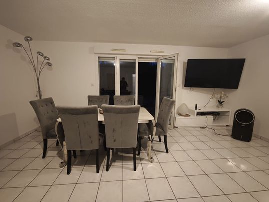 Location Maison 4 pièces 99m² - Photo 1
