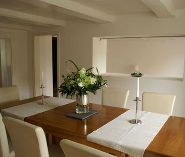 Renovated farmhouse with modern living comfort! - Photo 3