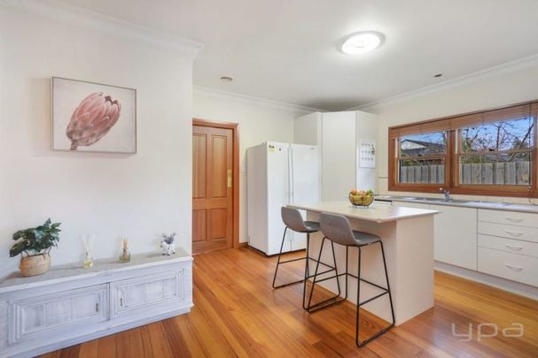 Charming Family Home in the Heart of 'Old Werribee' - Photo 1