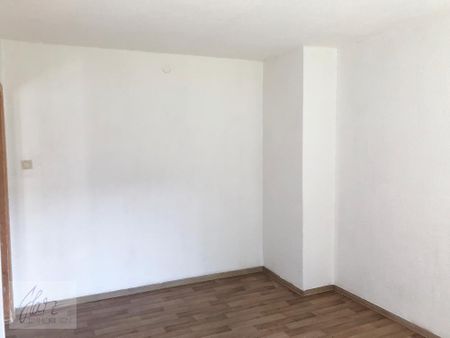***26m² KÖNNEN VÖLLIG AUSREICHEN*** 1-Raum-Wohnung mit Tageslichtbad und Wanne ab 05/2025 zu vermieten - Photo 2