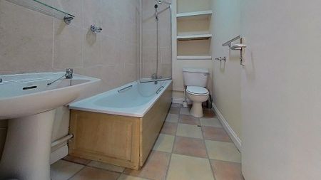 1 bedroom flat to rent - Photo 2
