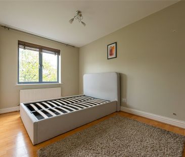 2 Bedroom Property to Rent - Photo 4