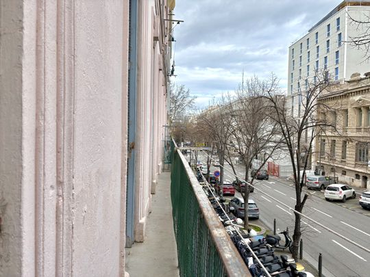 Location Appartement 3 pièces 60m² MARSEILLE 2ème - Photo 1