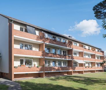 Helle 3-Zimmer-Etagenwohnung in Hambühren mit Balkon! - Photo 1