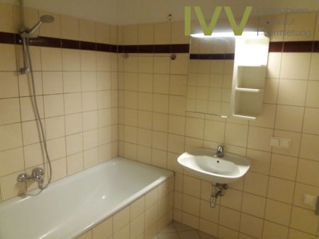 Kleine 3-Zimmer-EG-Wohnung Radetzkystraße 4 - Top 1 - Miete ohne Garage in Löwengasse € 1.321+Energie - Photo 3