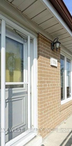 For Lease - 136 Duncanwoods Drive, Toronto, Ontario - Photo 1