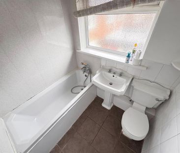 2 bedroom terraced house to rent - Photo 6