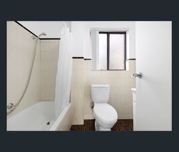 Get Ready: APARTMENT LOCATED IN THE HEART OF REVESBY - Photo 6