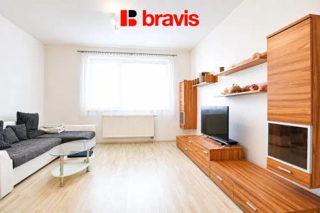Pronájem bytu 2+kk Brno - Líšeň, ulice Houbalova, garážové parkovací stání v ceně - Fotografie 4