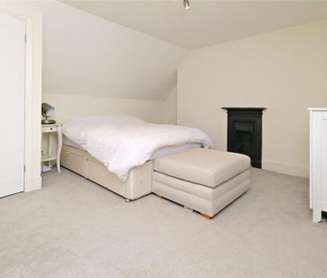 4 bedroom terraced house to rent - Photo 5