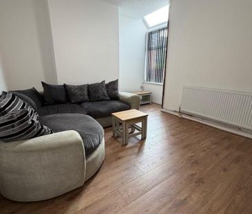 4 bedroom terraced house to rent - Photo 1