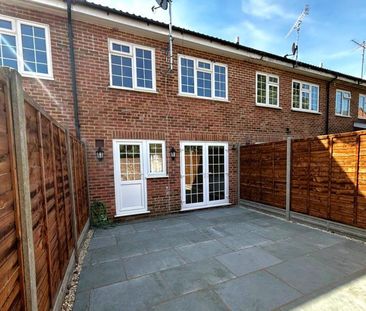 Ockenden Road, Woking, Surrey, GU22 - Photo 1