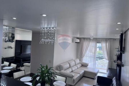 Apartamento para alugar 2 dormitórios 1 suíte 2 vagas em Indianópolis - Foto 5