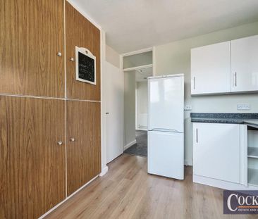 2 bedroom maisonette to rent - Photo 6