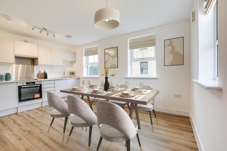 2 bedroom semi-detached house to rent - Photo 5