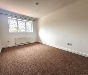 3 bedroom detached house to rent - Photo 5