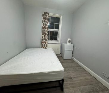 4 bedroom house to rent - Photo 4