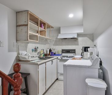 For Lease - 178 Royal Orchard (Basement) Boulevard Unit# Basement, ... - Photo 1