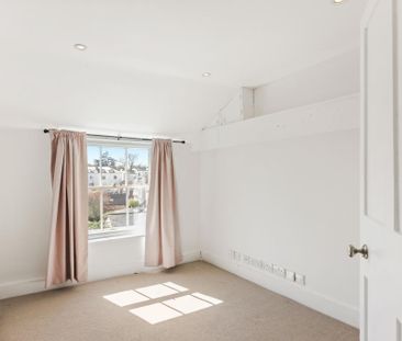 4 bedroom terraced house to rent - Photo 4