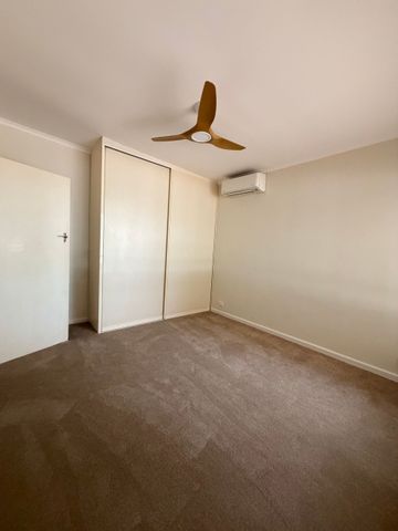 Charming 3 Bedroom Family Home - Photo 5