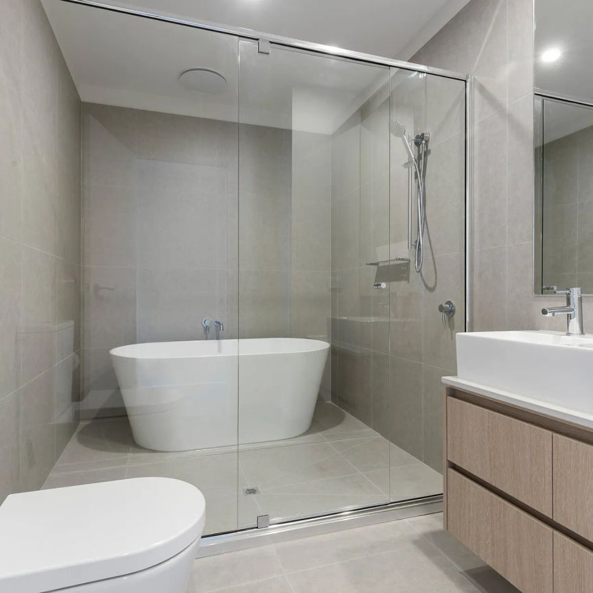 Stylish Townhouse Living in the Sought-After Brompton Estate - Photo 1