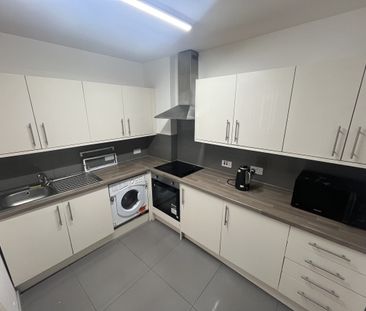 Rooms, 188, Adelphi Street, Preston - Photo 3