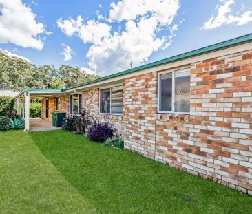 Bright, Low-Maintenance Sippy Downs Home - Photo 6