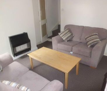 2 bedroom house to rent - Photo 1