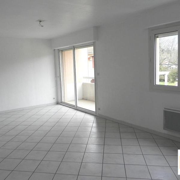 Location Appartement 2 pièces 49m² MILLAU 12100 - Photo 1