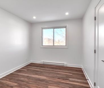 Condo for rent, Laval (Chomedey) - Photo 2