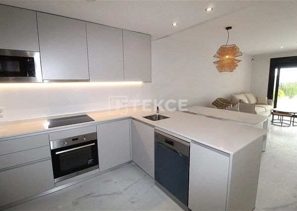 Torrevieja, Cala del Moro, Alicante, Valencian Community 03184