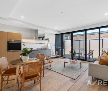 Superior Style & A Location To Envy - Unfurnished - Photo 3