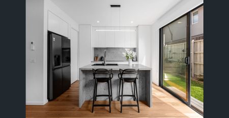 Architecturally Designed 6-Star Energy Efficient Luxury Living - Photo 5