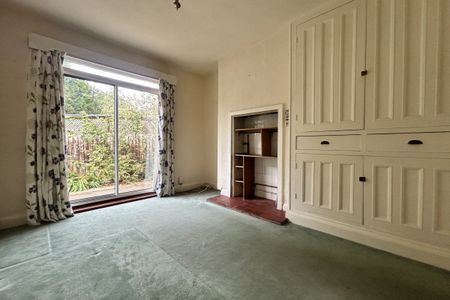 Knighton Road - Photo 2