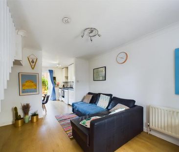 2 bedroom terraced house to rent - Photo 2