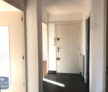 Location Appartement 3 pièces 69m² VILLEFRANCHE SUR SAONE 69400 - Photo 6