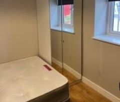 166 Gloucester Road, Patchway - Photo 4