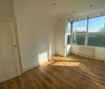 2 bedroom maisonette to rent - Photo 5