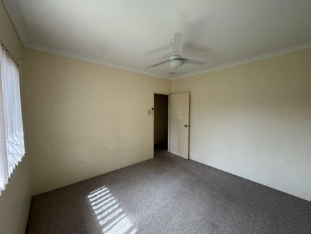 5 BEDROOM HOME IN NINGI - Photo 3