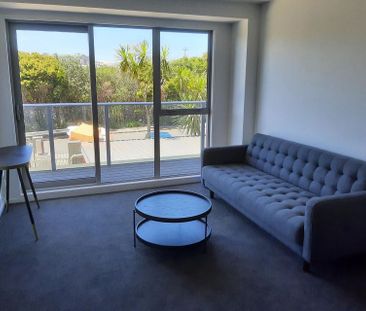 City fringe, 3 bedrooms 2 baths Fully furnished - Photo 4