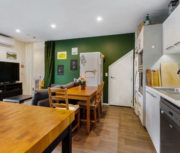 Modern & Stylish Living in the Heart of Hobsonville Point - Photo 1