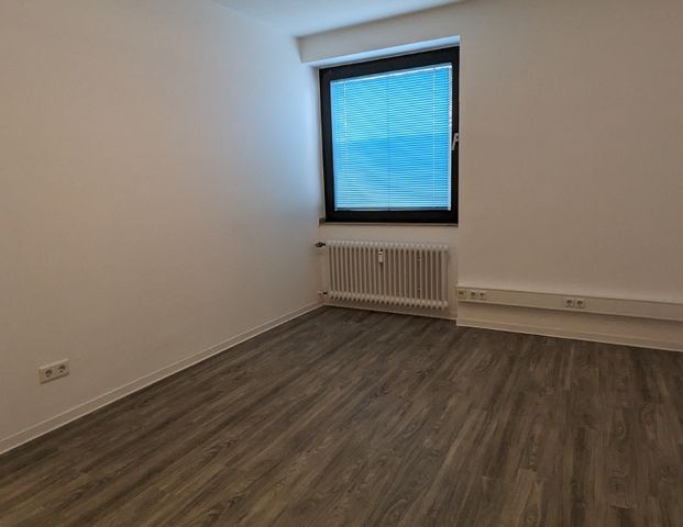 Ärztehaus in Eller - Photo 1