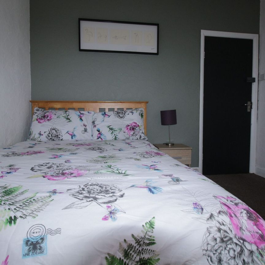 Student Accommodation, 105 Burton Road, Lincoln, Lincolnshire, LN1 3LL, United Kingdom - Photo 1