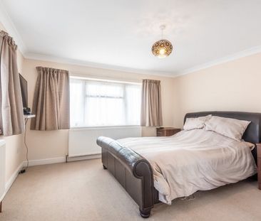 Hazell Way, Stoke Poges, Buckinghamshire,SL2 - Photo 2