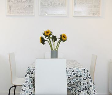 2 bedroom terraced house to rent - Photo 4